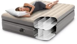 Intex Prime Comfort Luchtbed - Queensize - Ingebouwde Elektrische Pomp -Winkel Voor Kampeerartikelen Voor Buiten 1320 1900 64164 inuse 2023 300