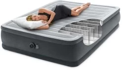 Intex Comfort Plush Hoog Luchtbed - Queensize - Ingebouwde Elektrische Pomp -Winkel Voor Kampeerartikelen Voor Buiten 1320 1900 64414 inuse3 2023 300