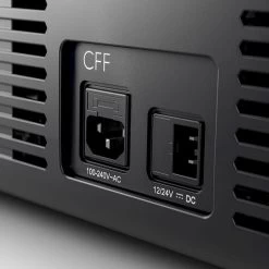 Dometic CFF 70DZ Compressor Koelbox - 70 Liter -Winkel Voor Kampeerartikelen Voor Buiten 900 900 cff70 feature4 powerconnections